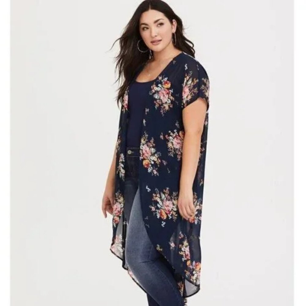 Torrid Open Front Floral Kimono Duster